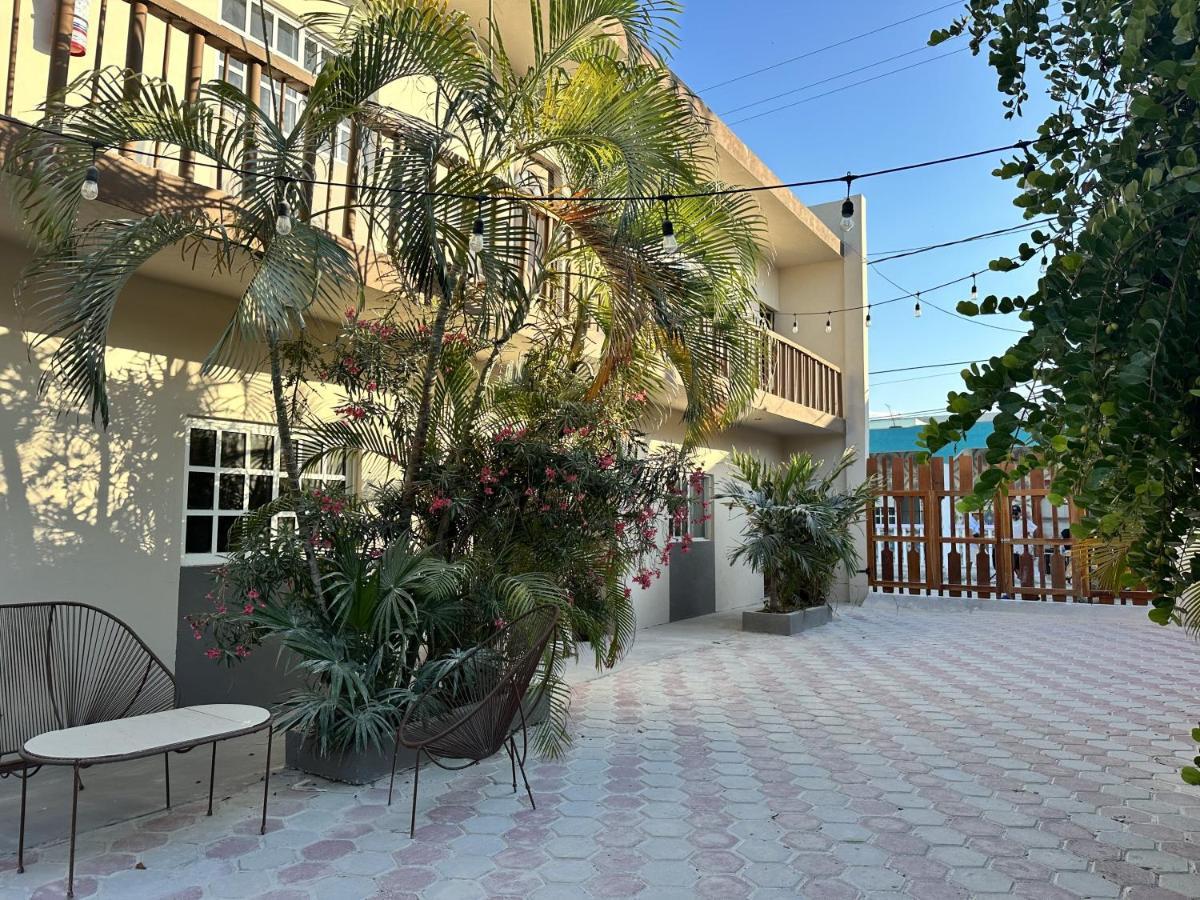 La Casa Del Pescador Holbox Apartment Exterior photo